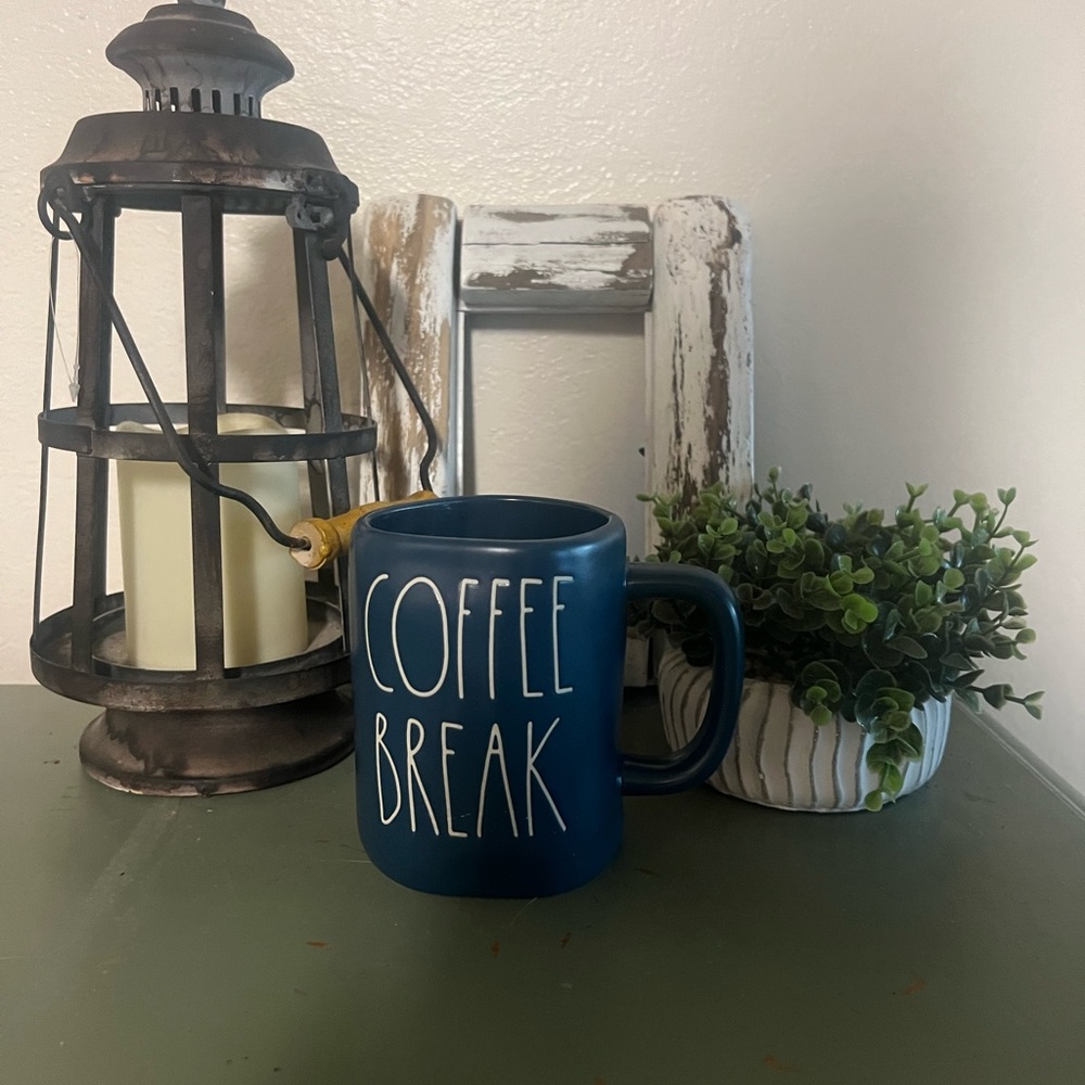 Rae Dunn mug